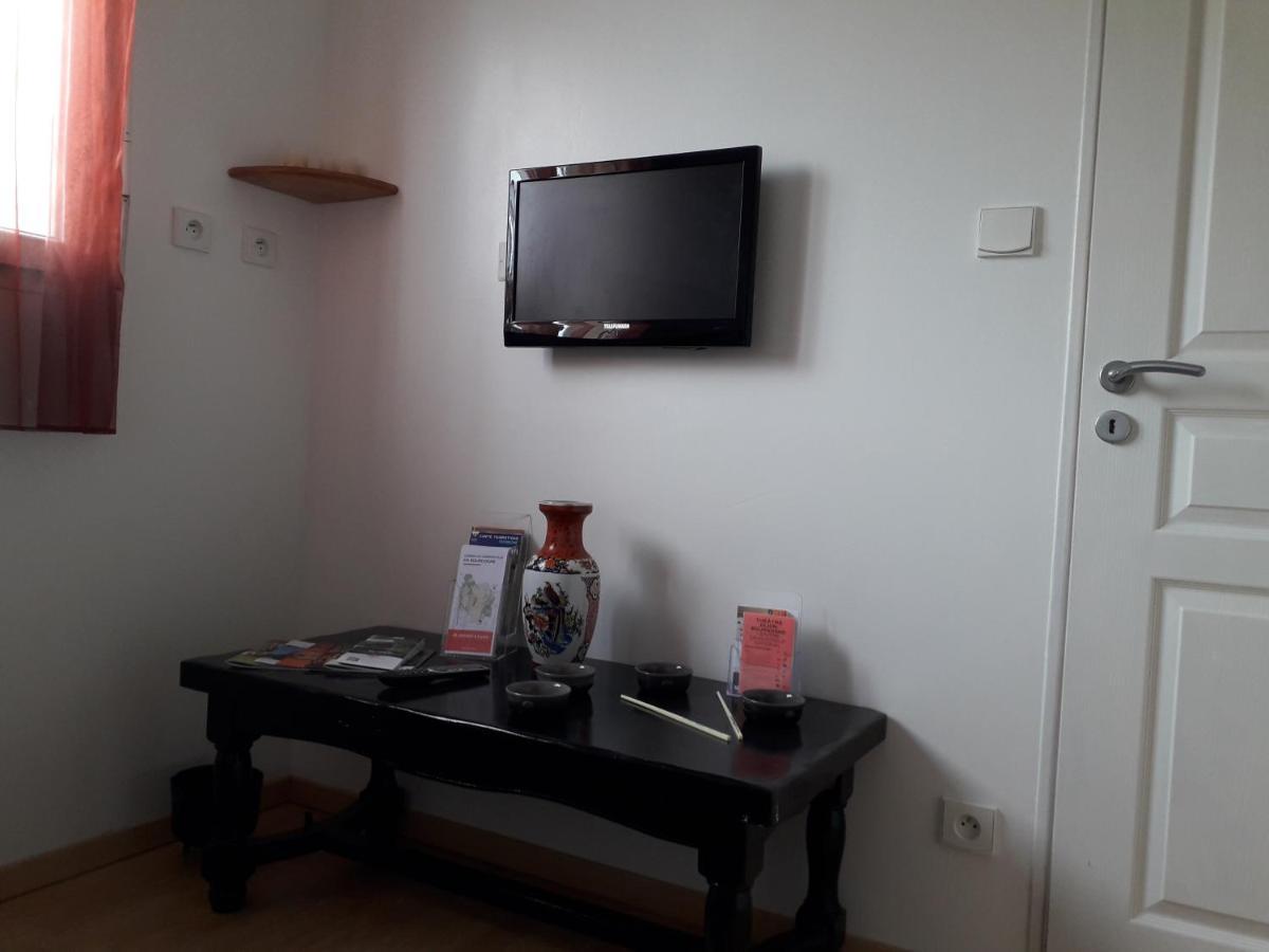 Chambre Is Is-sur-Tille Exterior photo